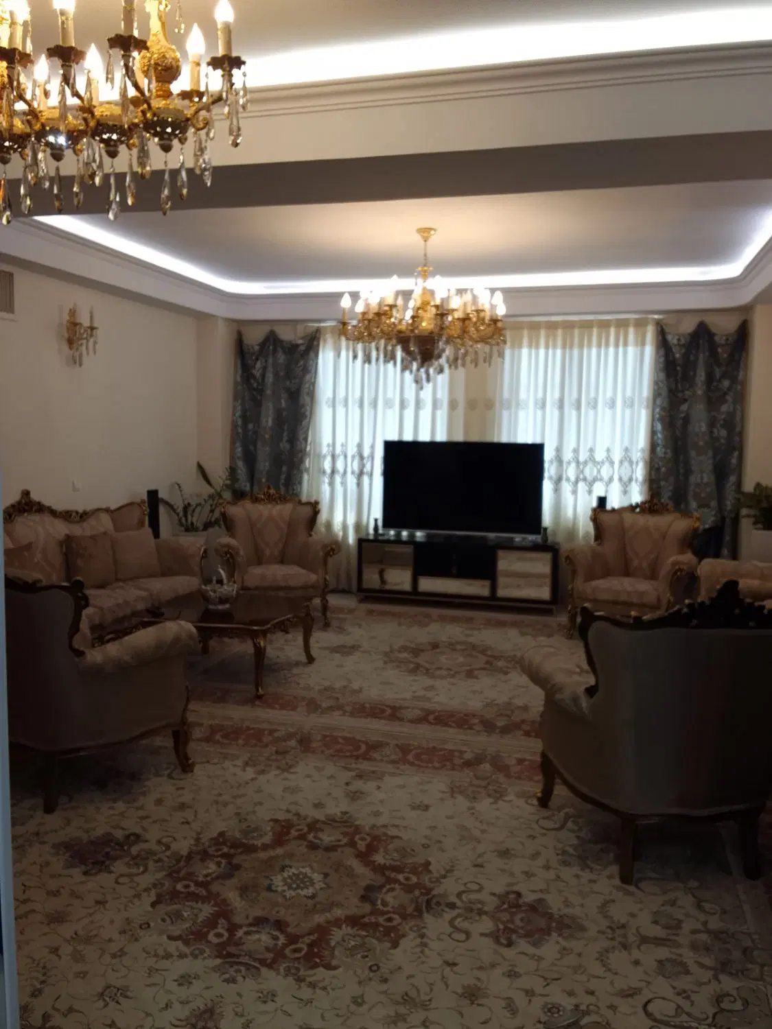 فاز 1 نوسا 3خوابه پارکینگ  ویودار تک واحدی گودرزی