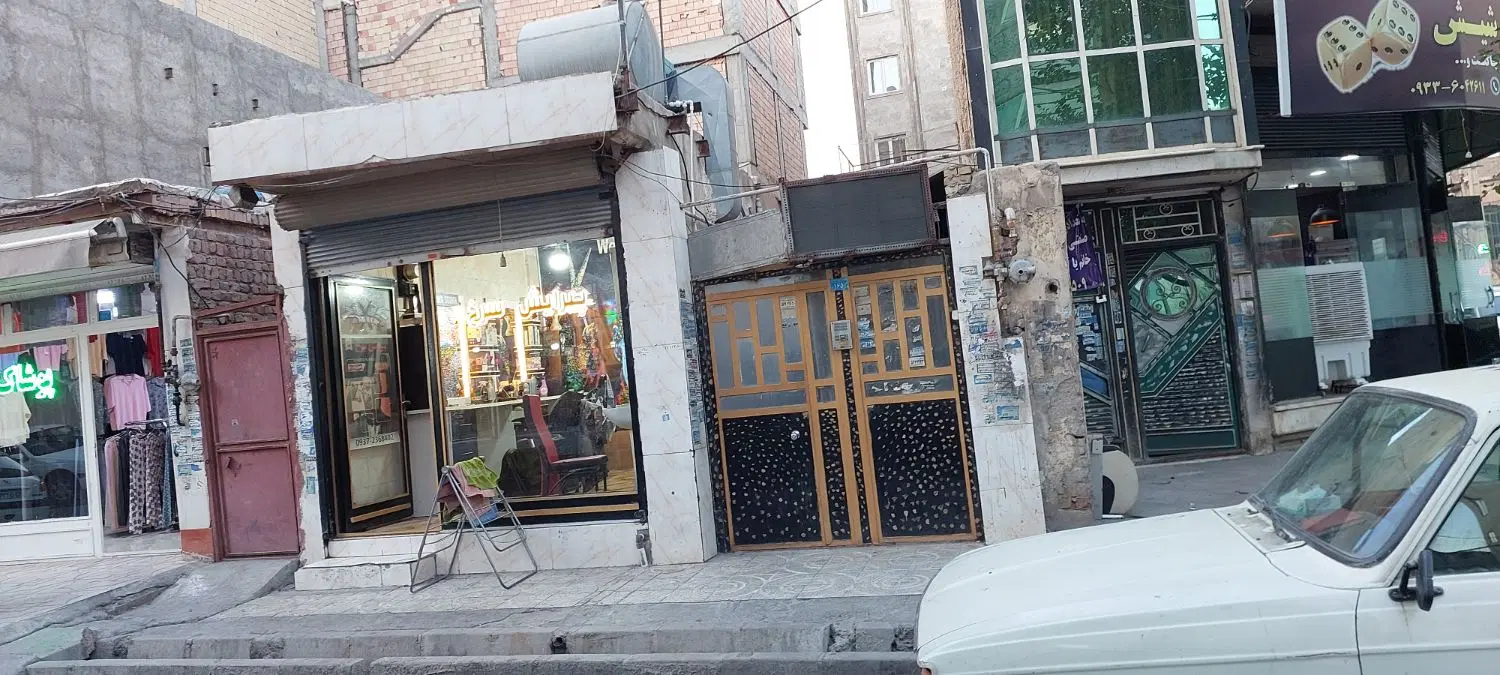 خانه ویلای در گلهای جنوبی مغازه دار