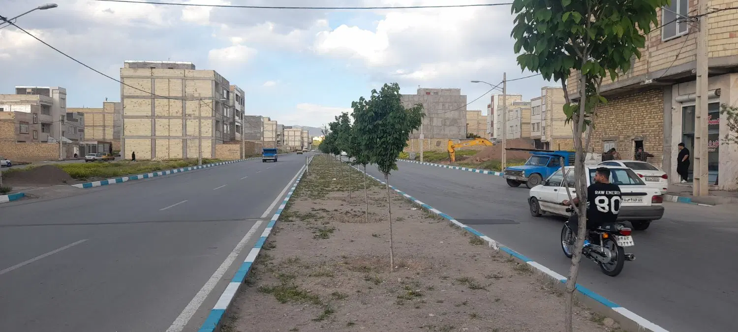 زمین تجاری مسکونی ۳نبش خیابان اصلی نانوایان فاز۳