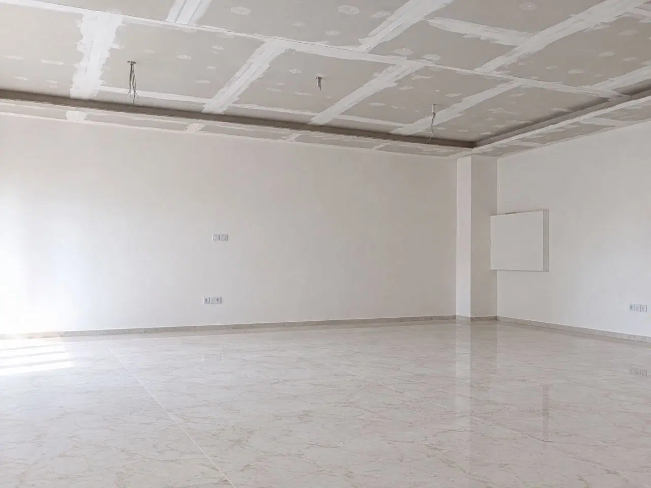 آپارتمان ۹۹متری شیک در شهرک الوند