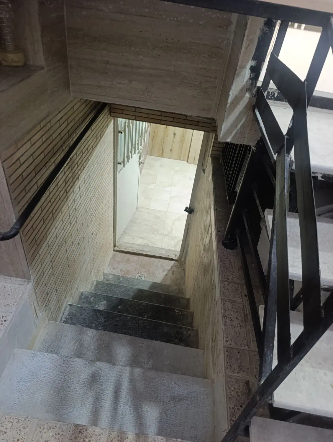 خانه ویلایی بامغازه