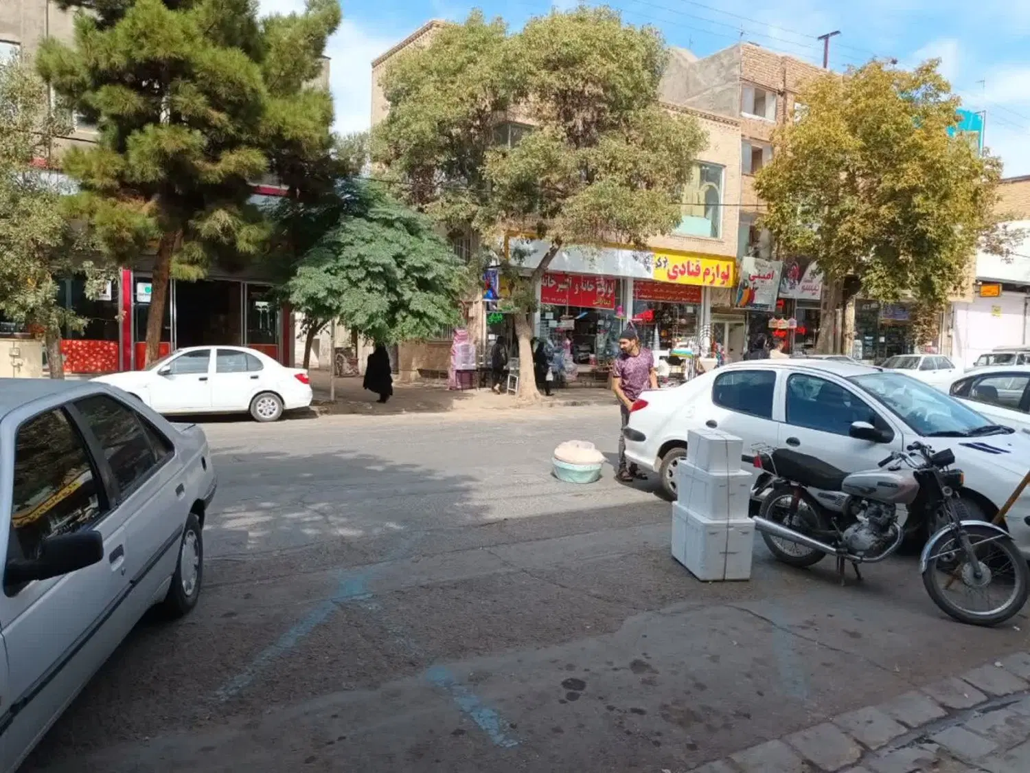 نیشابور ۸۰ متر ملک در مرکز تجاری ششدانگ ودونبش