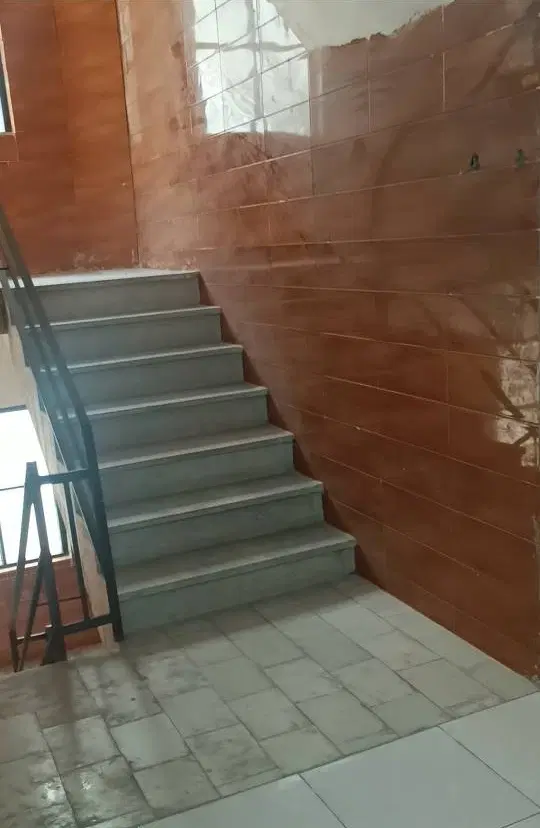 آپارتمان مجتمع گل سرخ