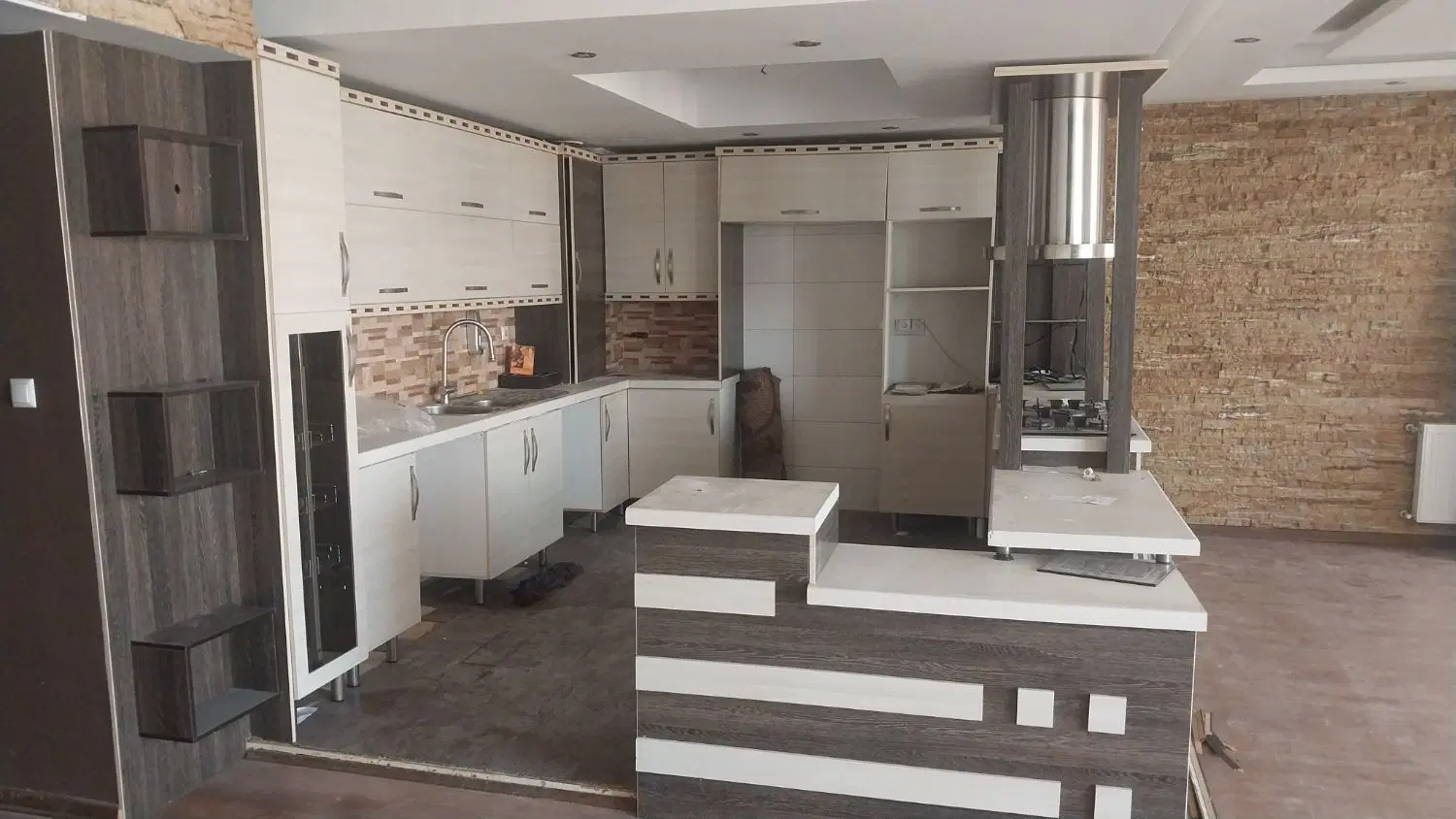 ۱۴۵ متری تکواحدی قریشی شمالی