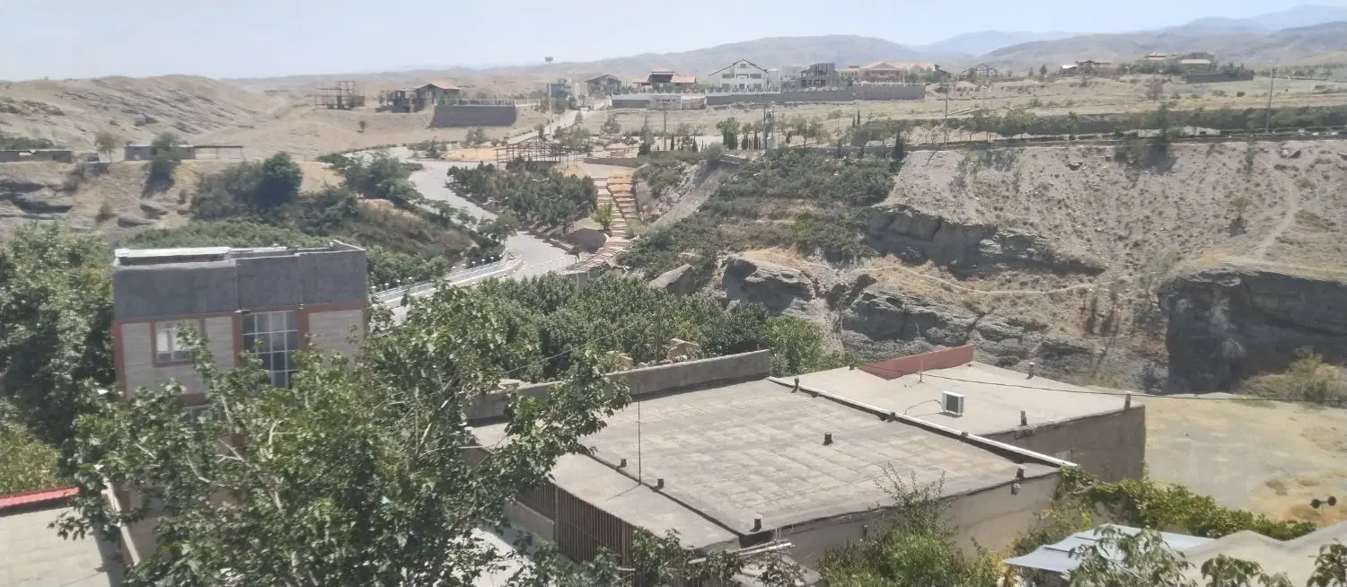 خانه ای رو به بهشت