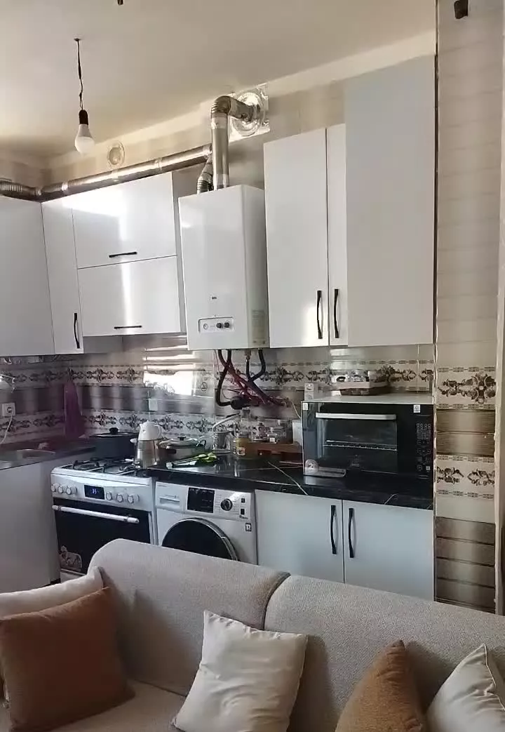 آپارتمان تک خواب