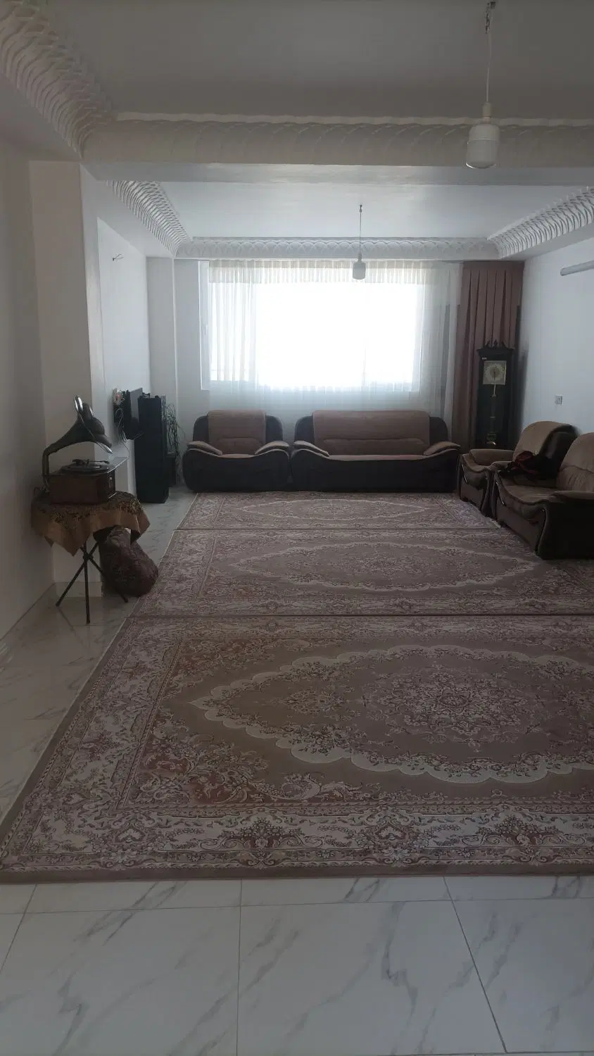 اجاره واحد ۱۱۰متری  سناردک جنب مسجد الزهرا