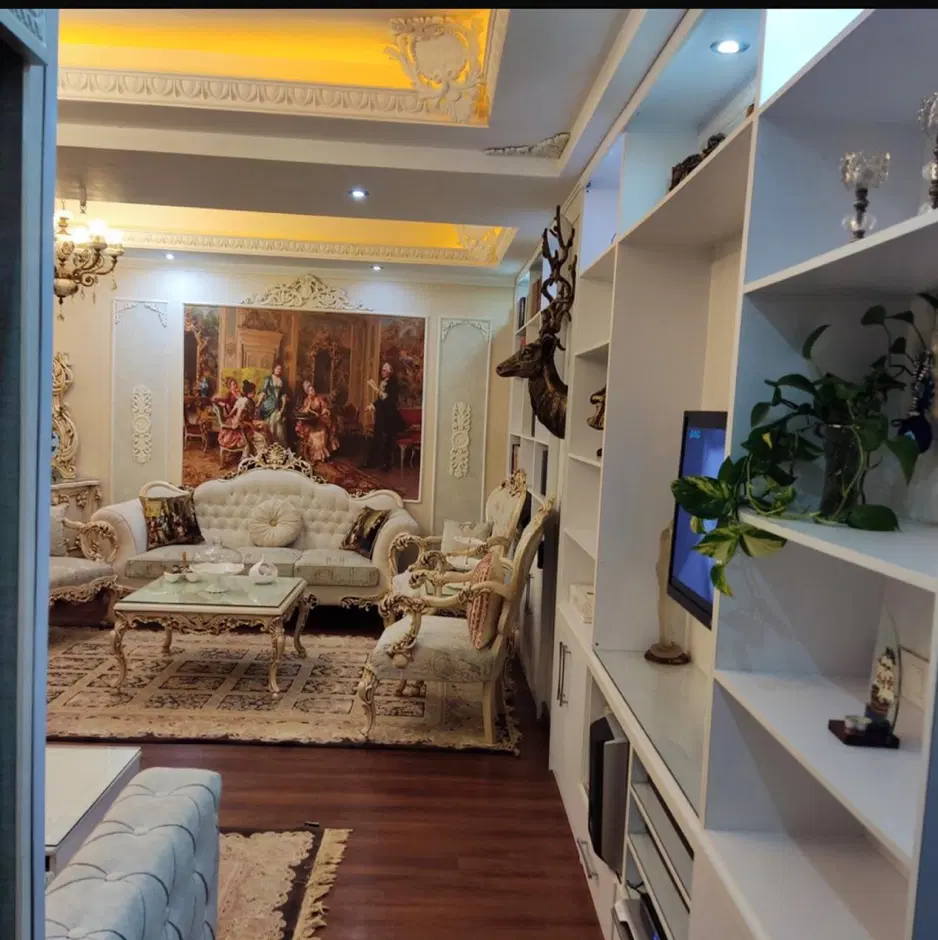 ۹۵ متر دوخوابه  سهروردی جنوبی بهار شیراز  غرق نور