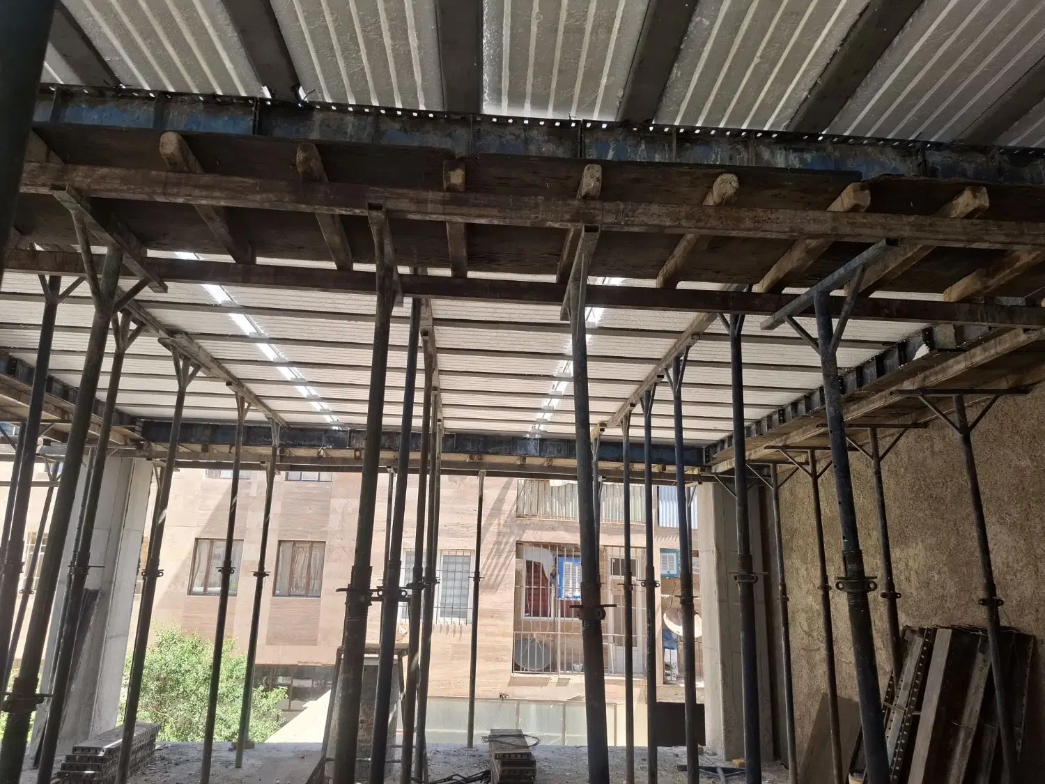 تک واحدی ۱۰۰ متری