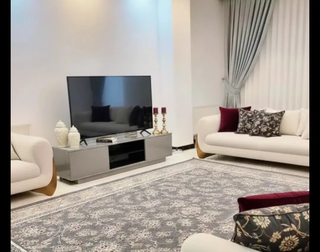 نیازمند همخانه