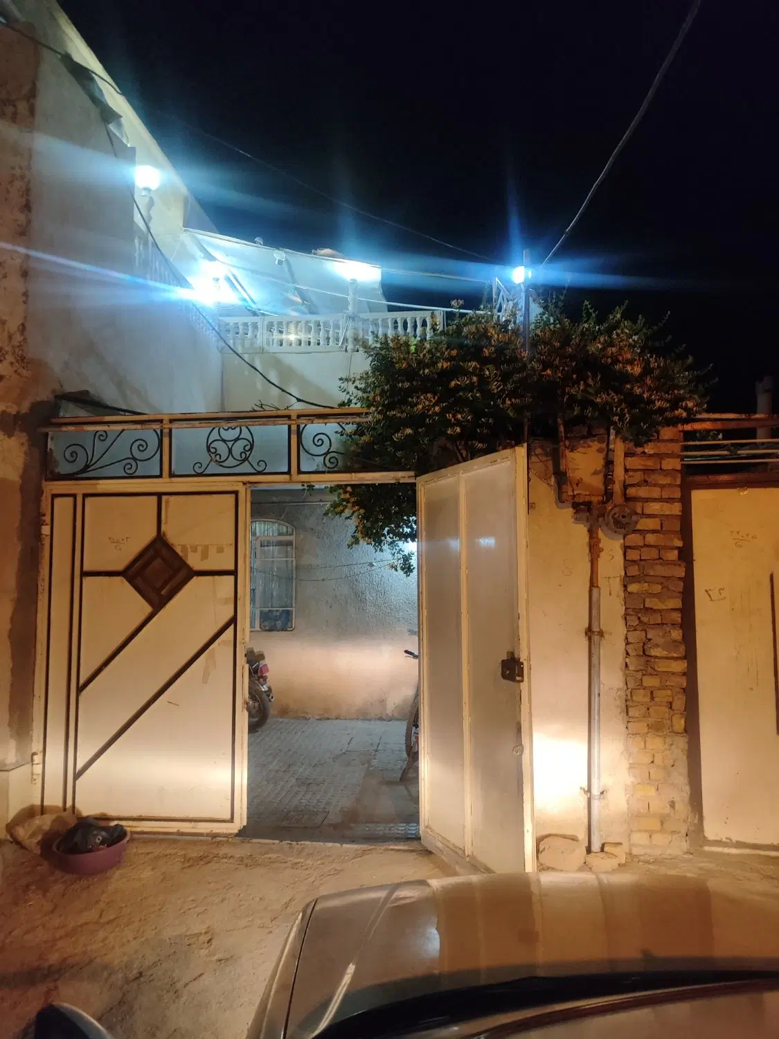 فروش ساختمان دو طبقه