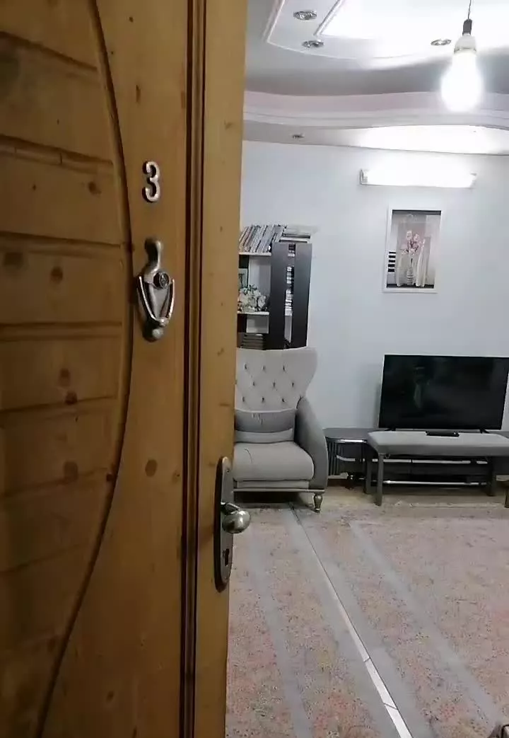 خانه ویلایی  سه طبقه و نیم