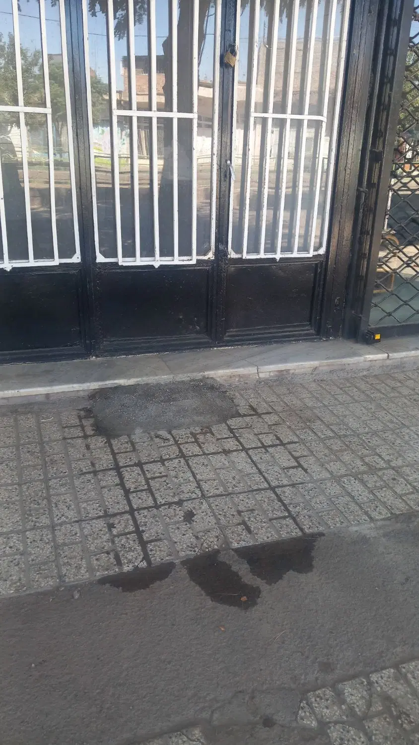 مغازه تجاری