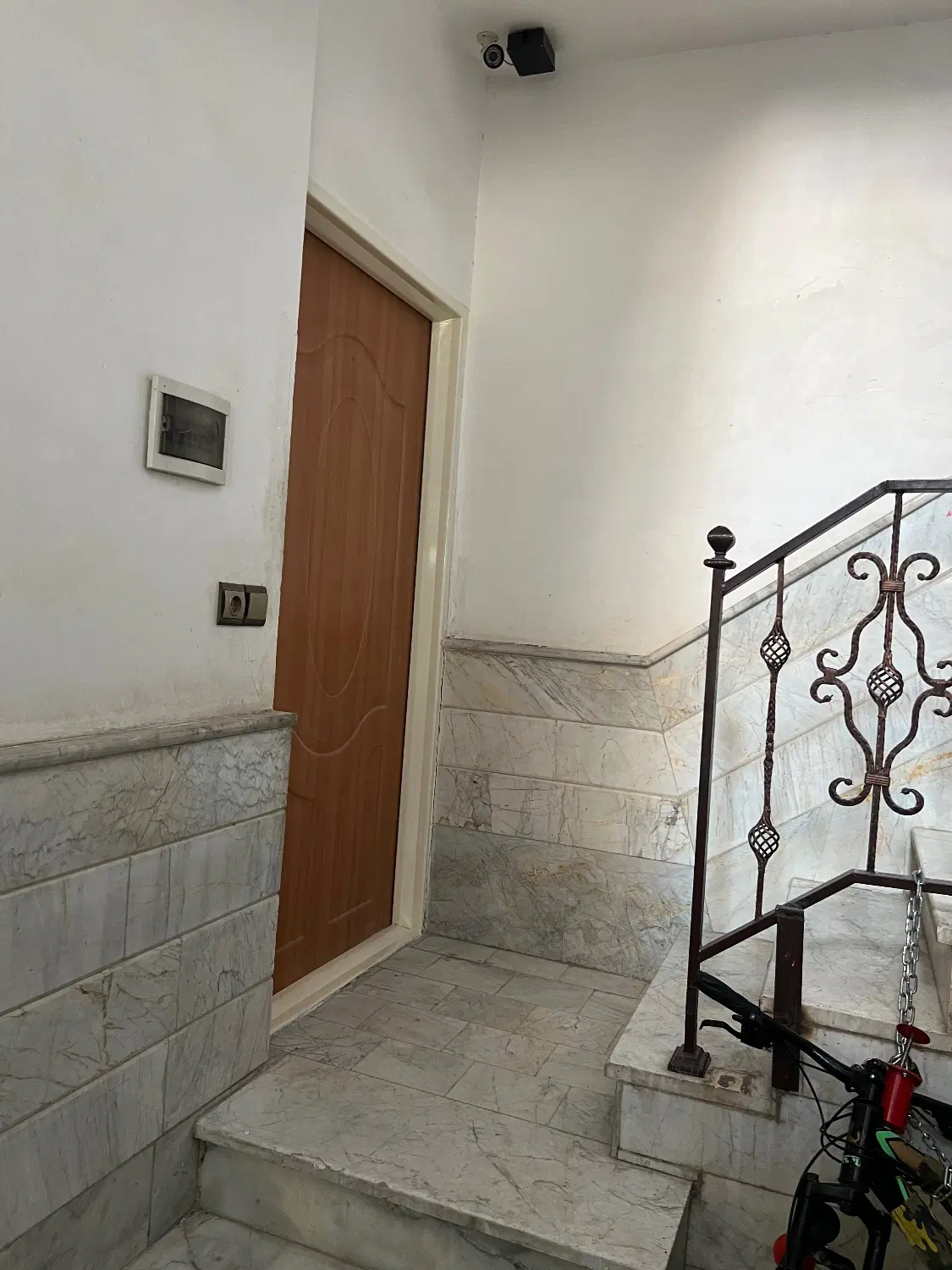 اجاره اپارتمان تک واحدی همکف