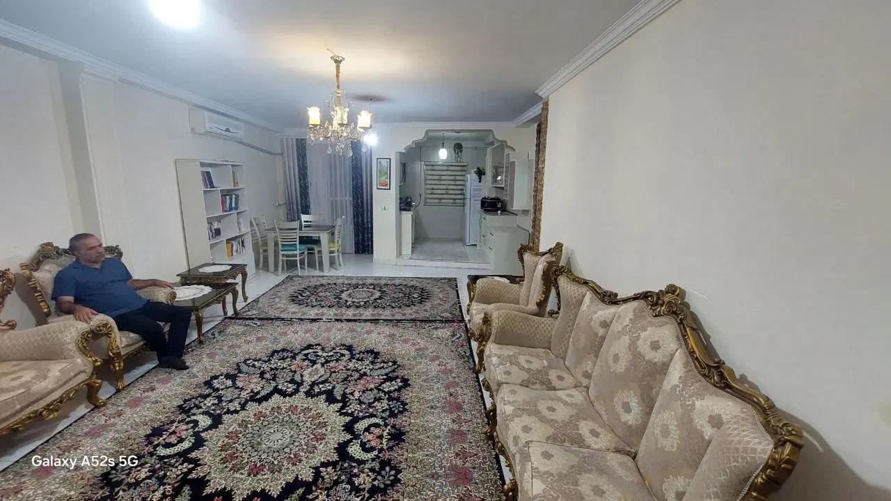 واحد 95متری، مطهری جنوبی