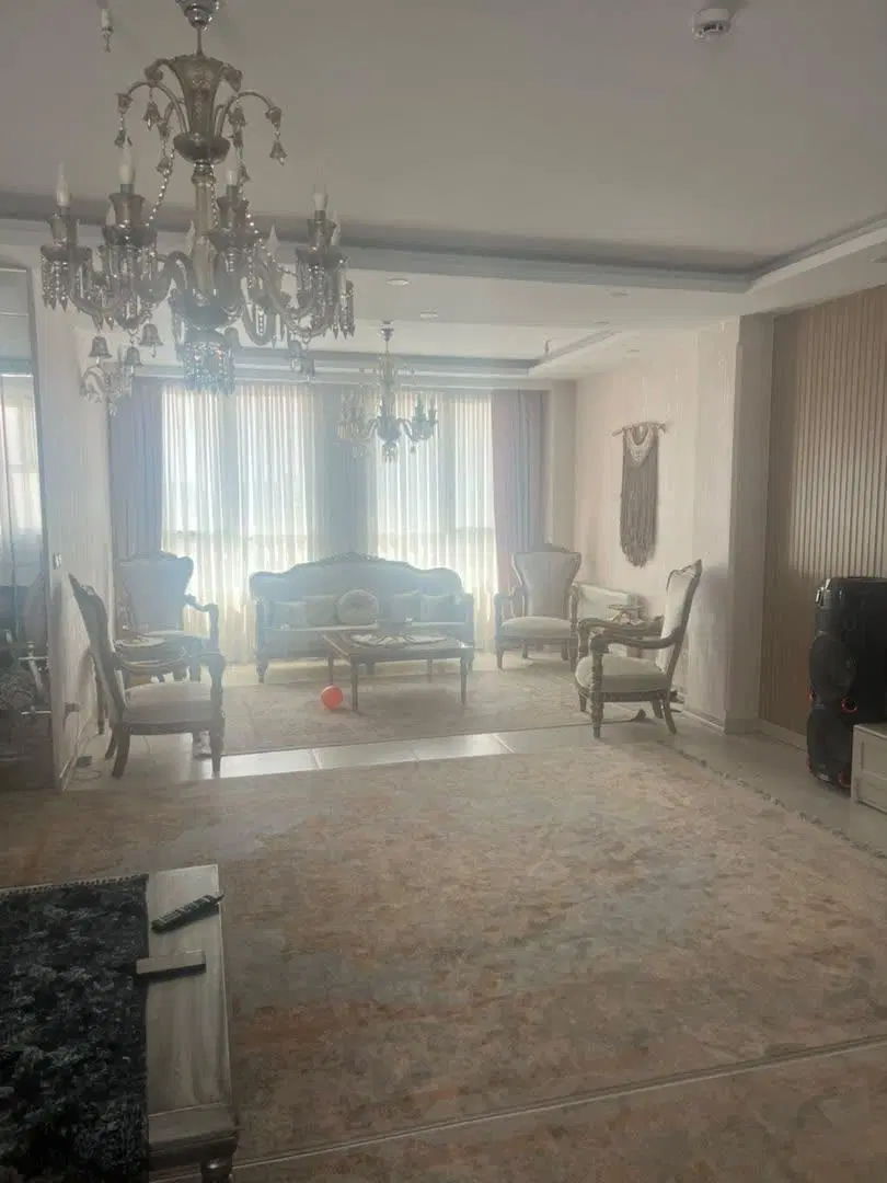 137 متر سه خوابه فول امکانات