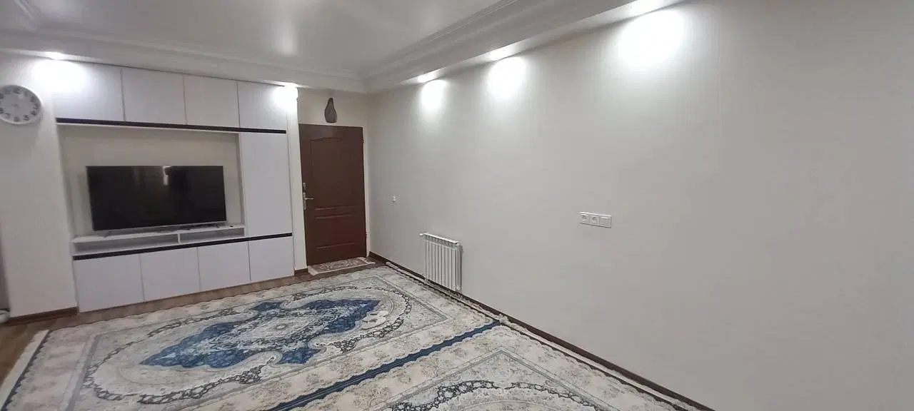 ۹۳ متر روبروی مهستان