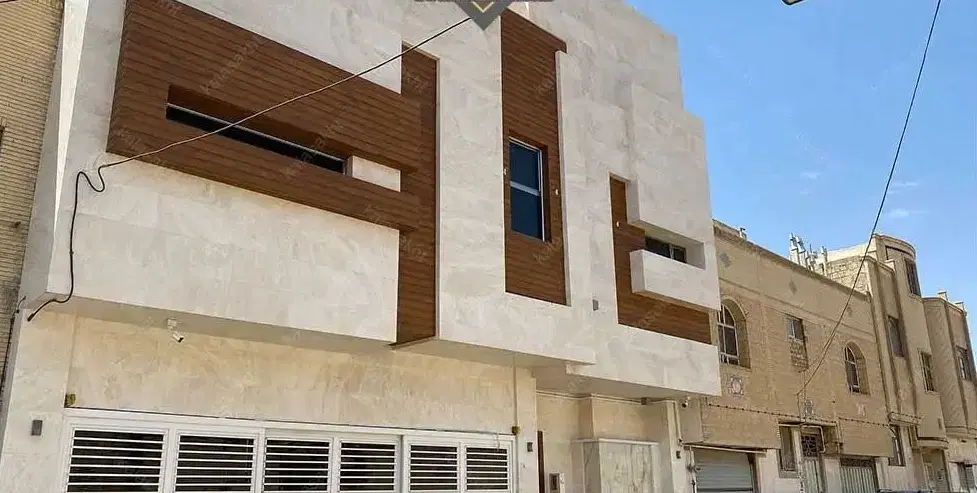 ویلایی دوطبقه ۳۰۰ متری آزادگان ۳۰ بر ۱۲ متر