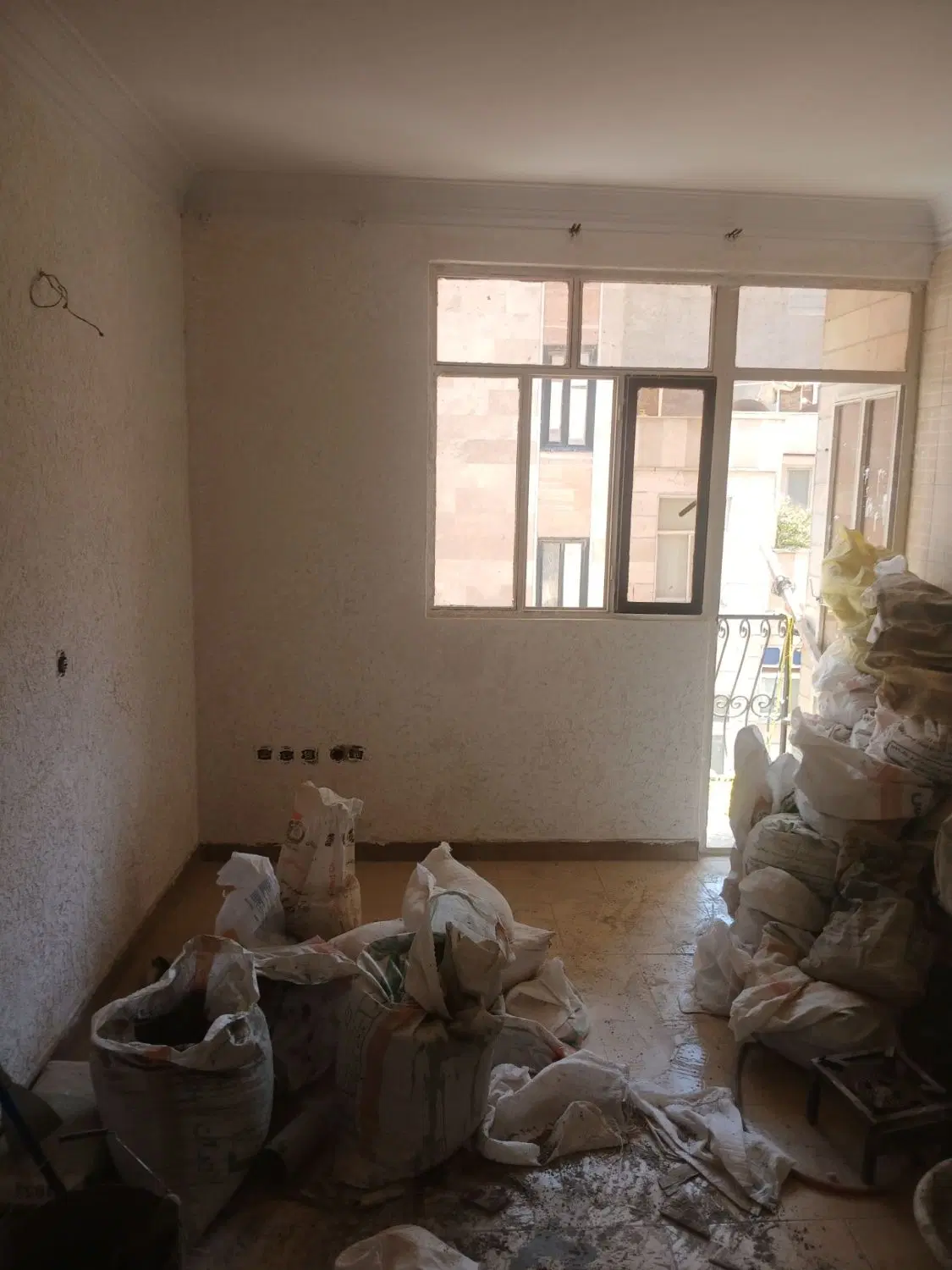 یافت آبادآپارتمان ۶۰مترتک خواب پارکینگ تخلیه