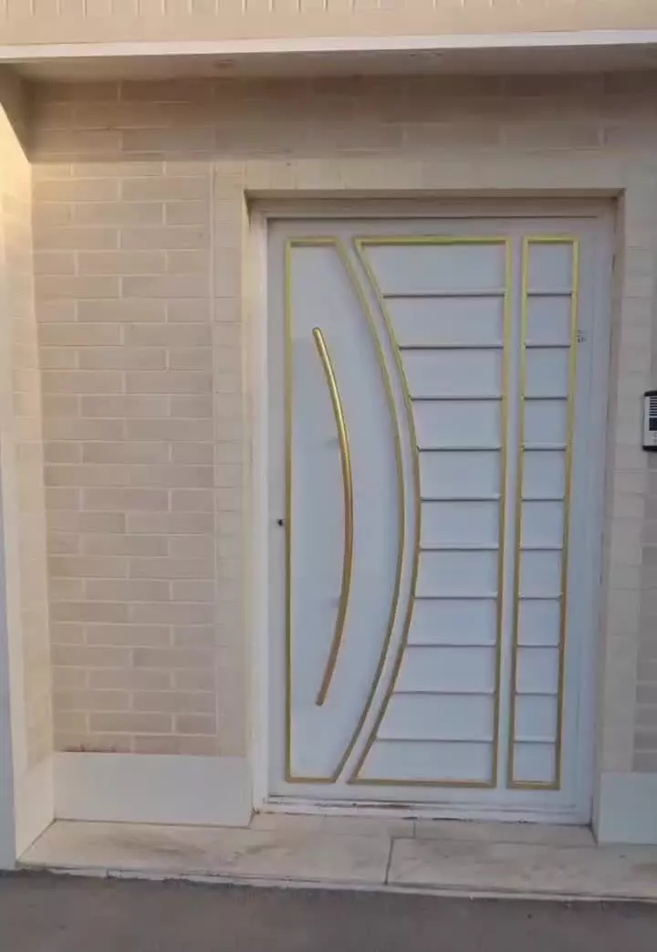 مسکونی سه طبقه