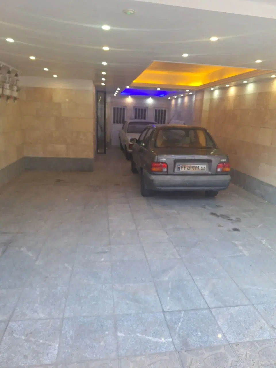 ۶۷ متری نوساز