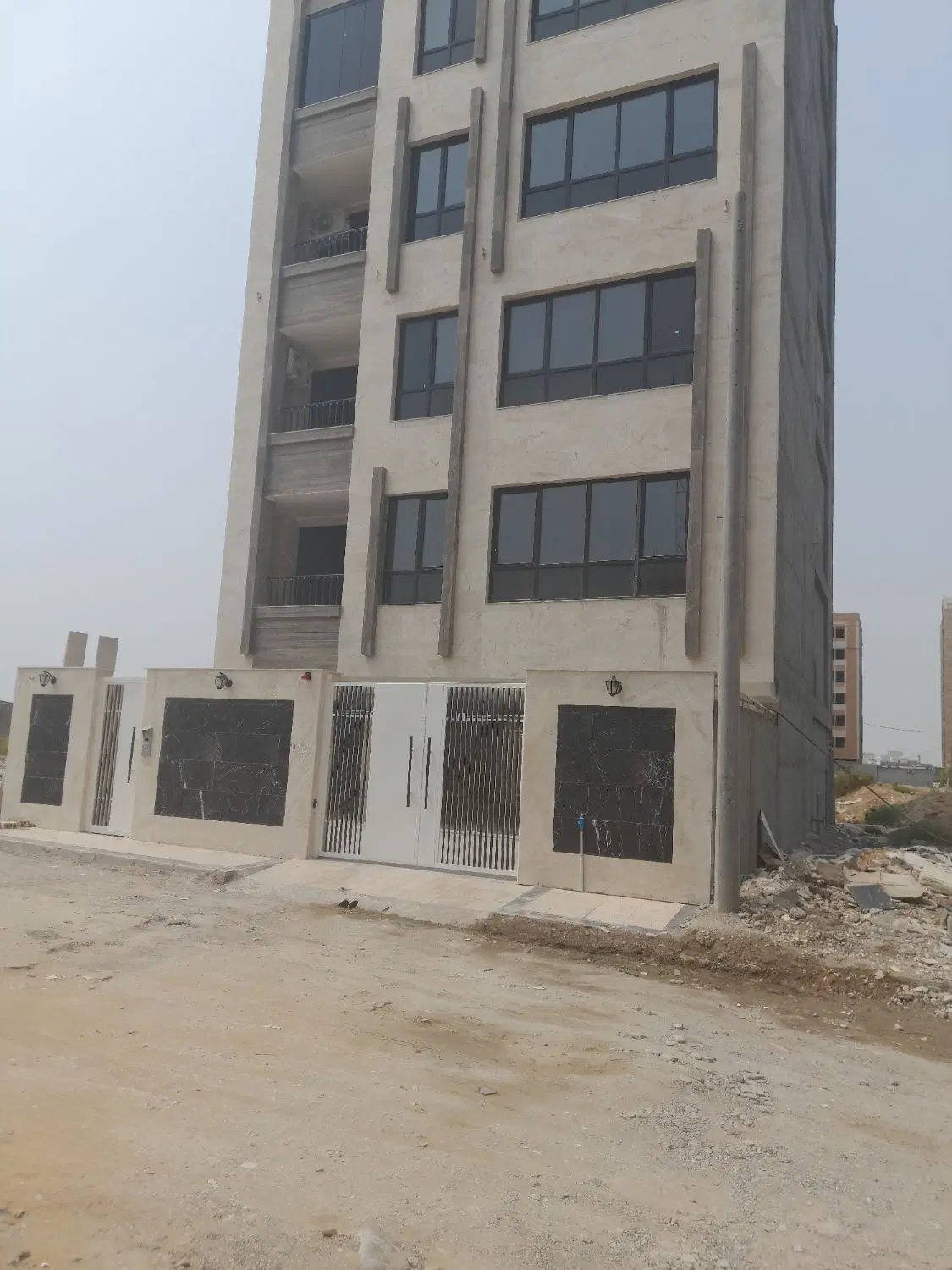فزوش مغازه۱۷متری شاه حسینی