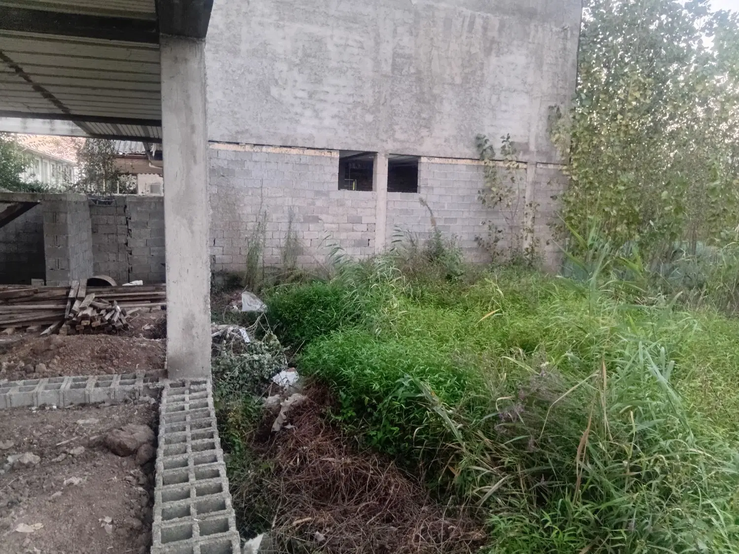 زمین مسکونی