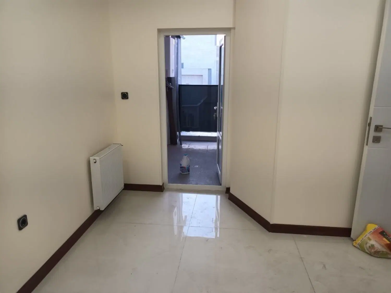 فروش آپارتمان ۱۳۰ متر ۳خواب تک واحدی کلیدنخورده