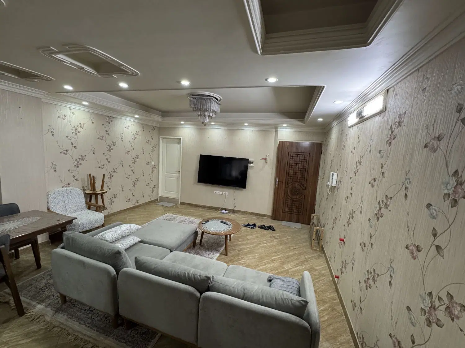 رهن کامل آپارتمان ۵۵ متر خ همدانی خزانه سمندر مترو
