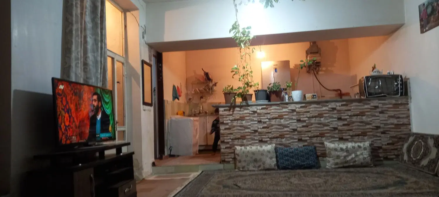 خانه در اخمقیه