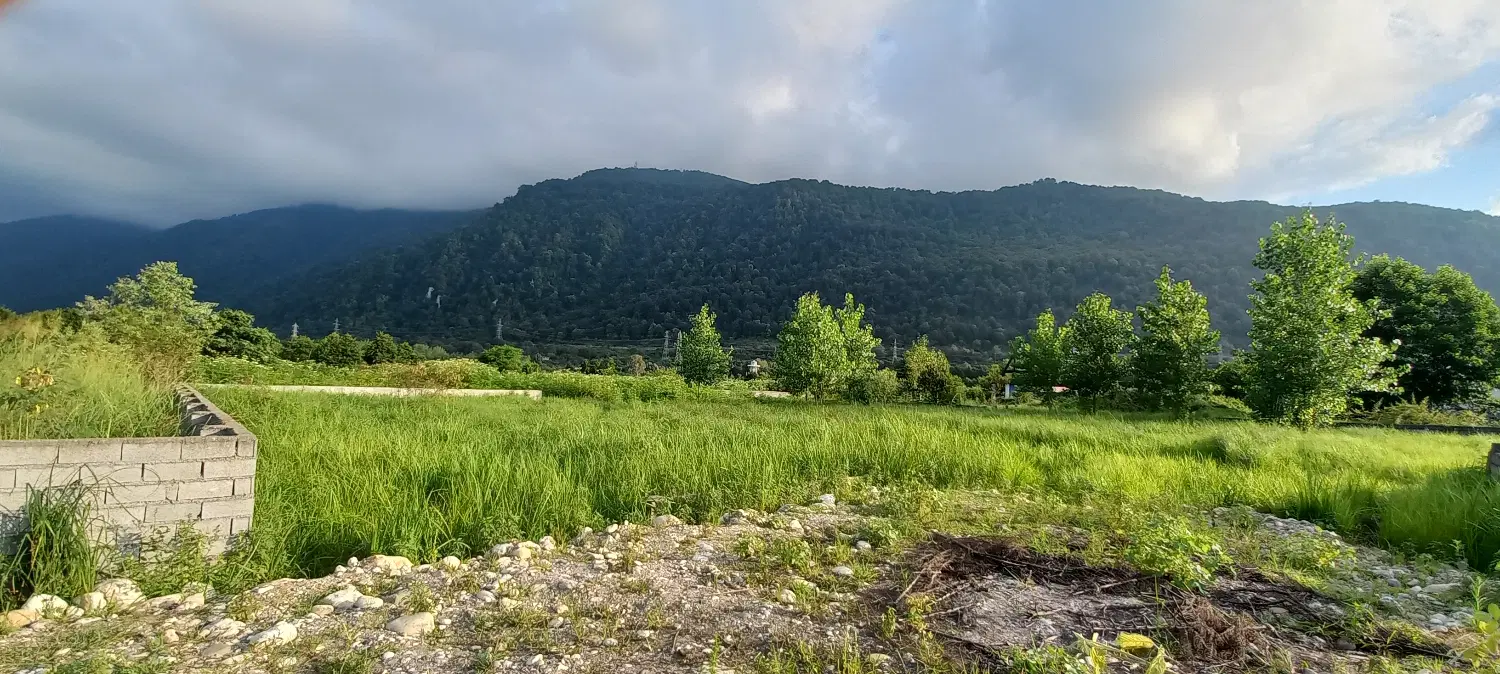 زمین ۳۳۳ متری پای کوه