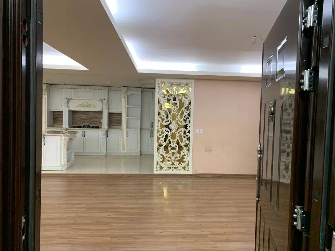 واحد مسکونی ۲۰۵ متر
