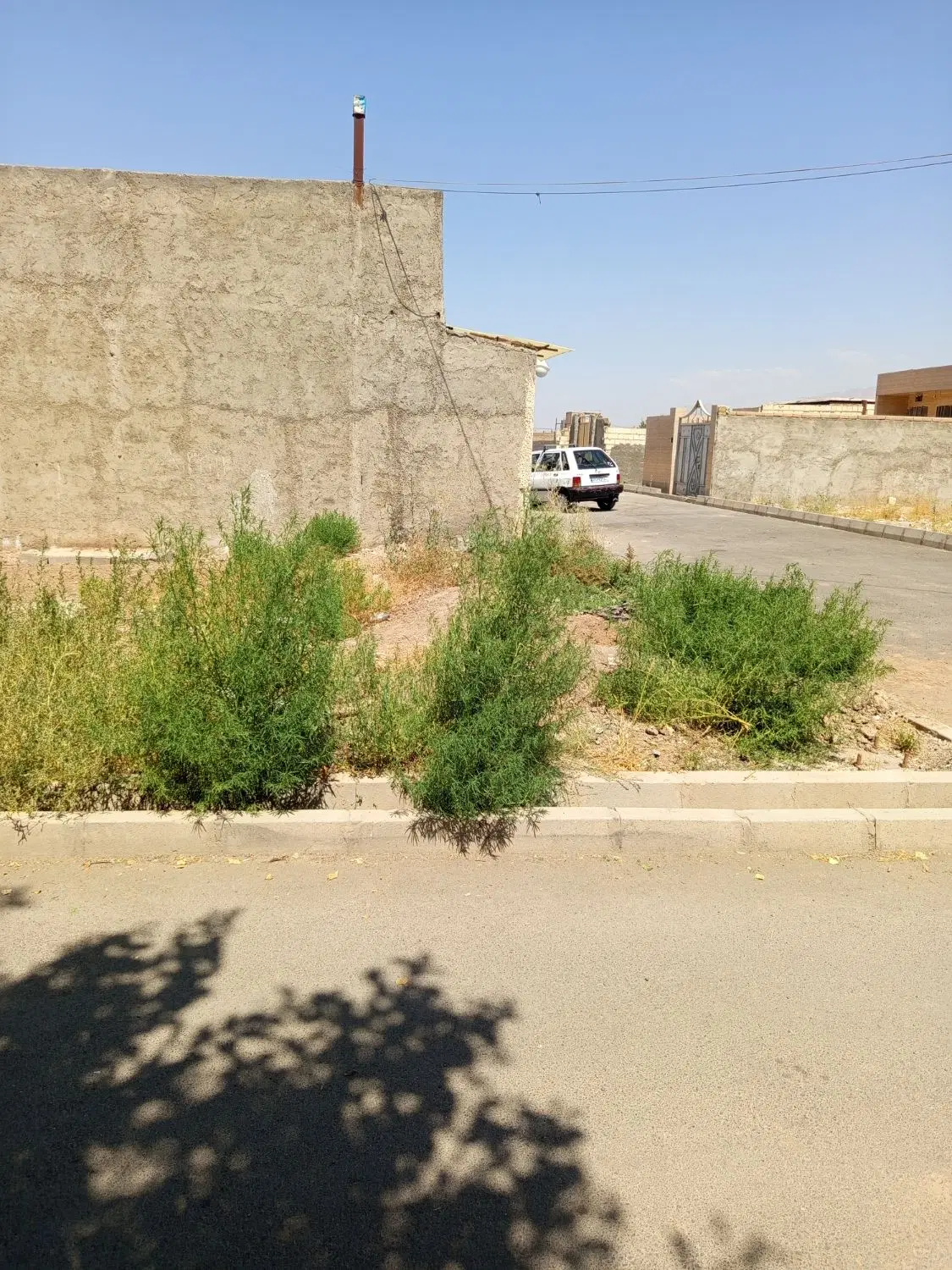 زمین دونبش آماده ساخت