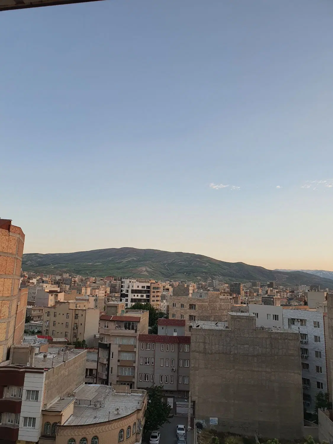 ۱۴۰ متری بر آزادگان۲