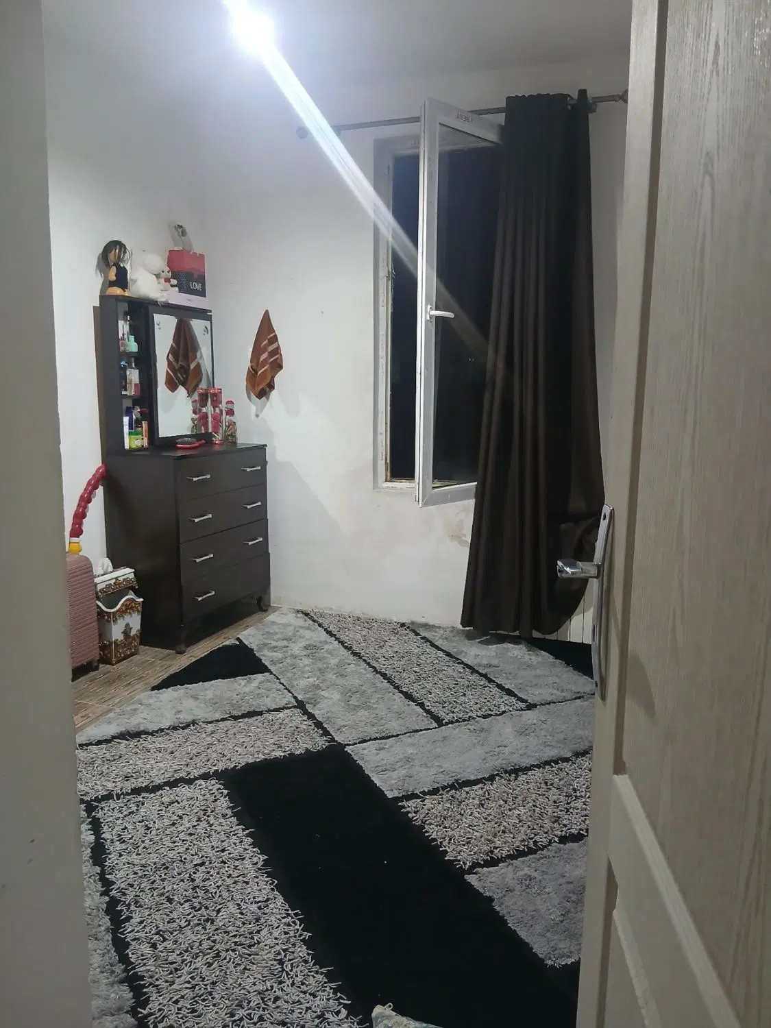 رهن و اجاره واحد در شهر مهرگان