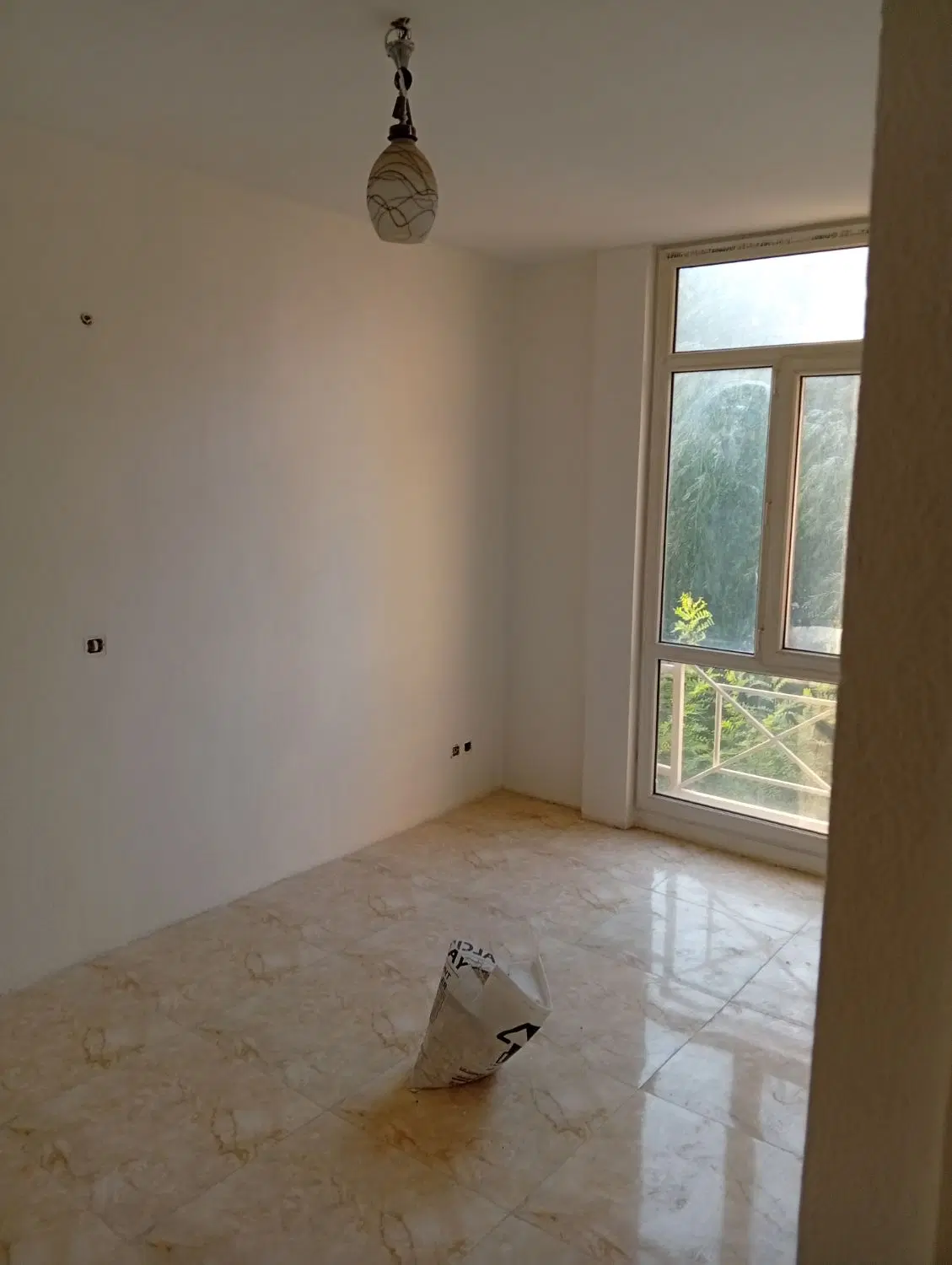87 متری مجتمع گلستان 3
