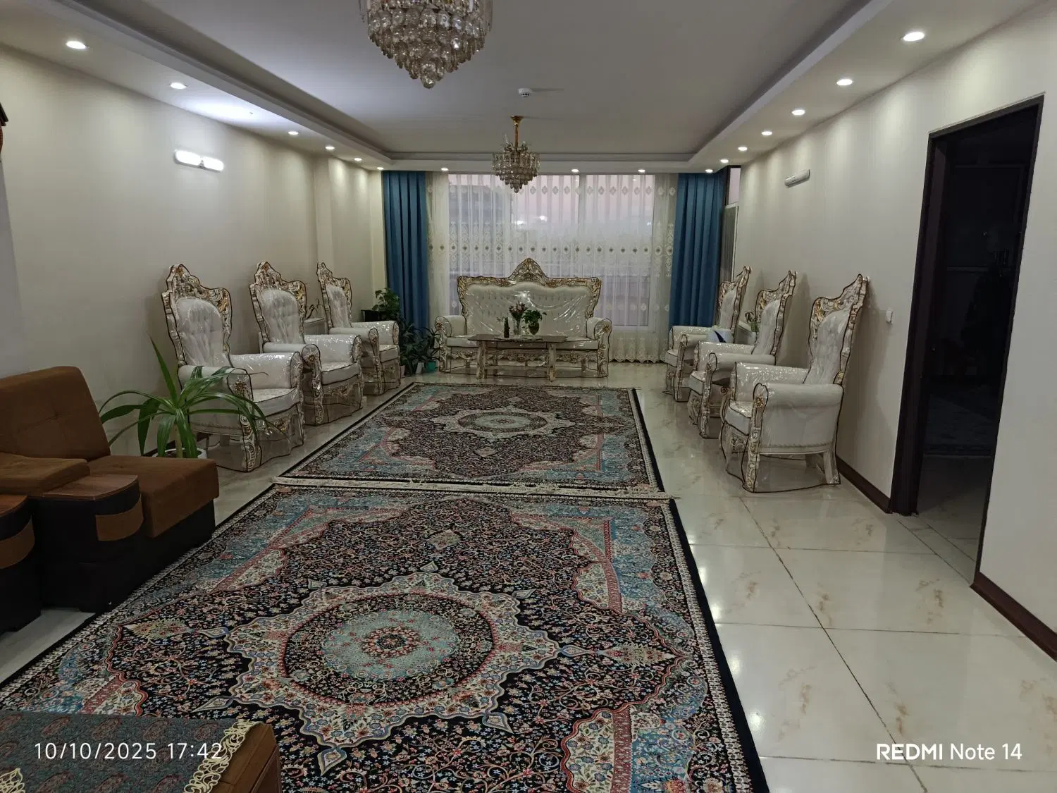 آپارتمان 133 متری تک واحدی سه خوابه
