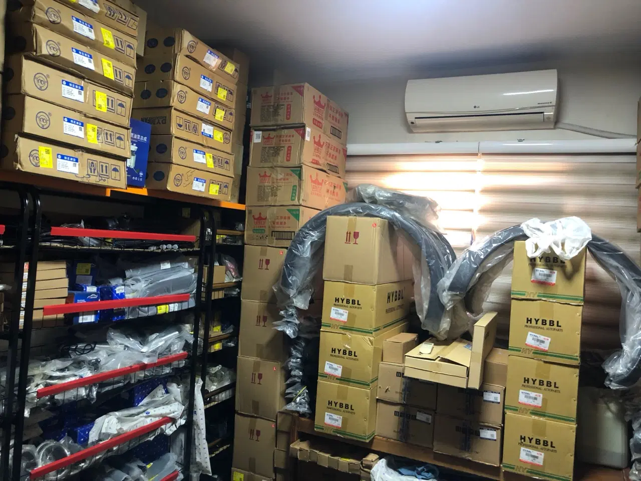 واحد اداری ۶۵متری  در خیابان  جمهوری