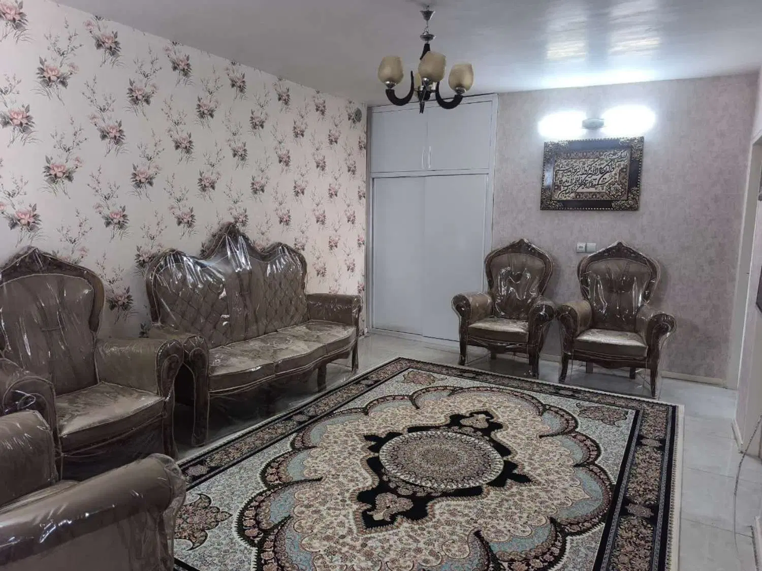 آپارتمان نقلی دو خواب سند تک برگ خیابان شهید احمدی