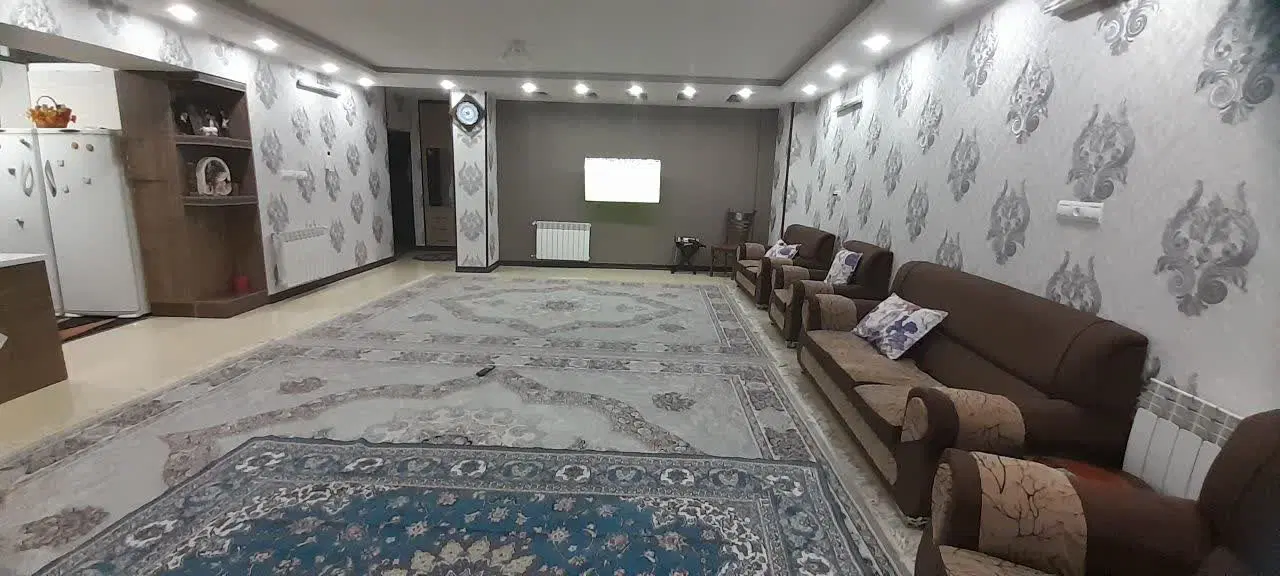 همکف حیاط اختصاصی۱۱۵ متر+۵۰متر حیاط