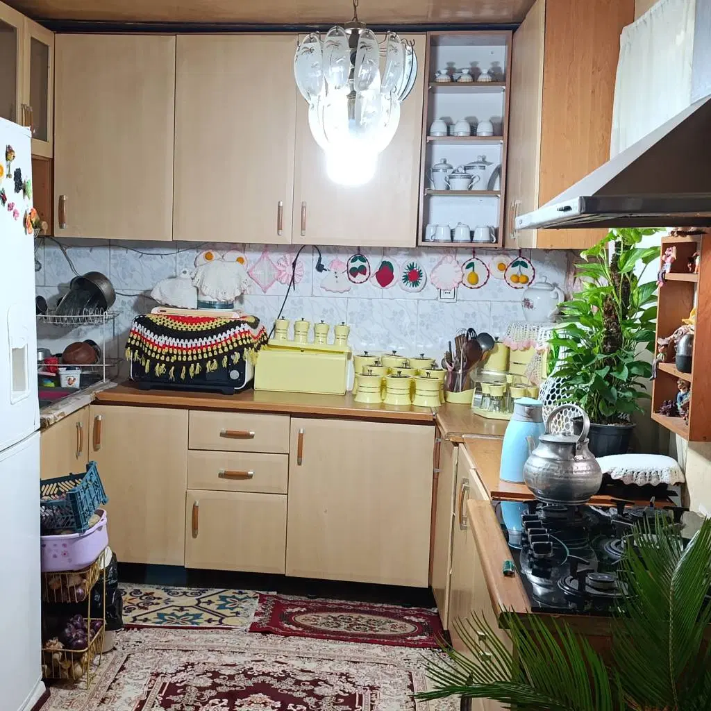 خانه ویلایی واقع درکلگه زیربازارصاحب الزمان