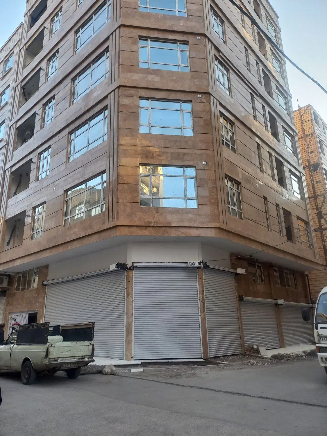 اپارتمان صفر توس ۴۱ درودی شهرک حجت شکری