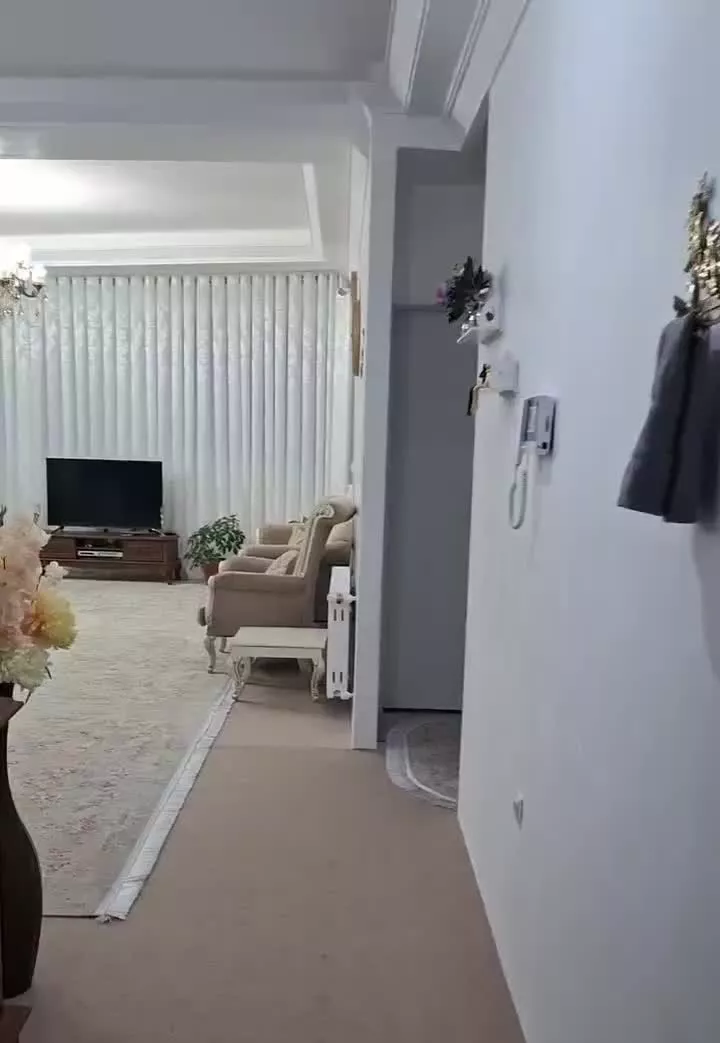 آپارتمان نو ساز کامل