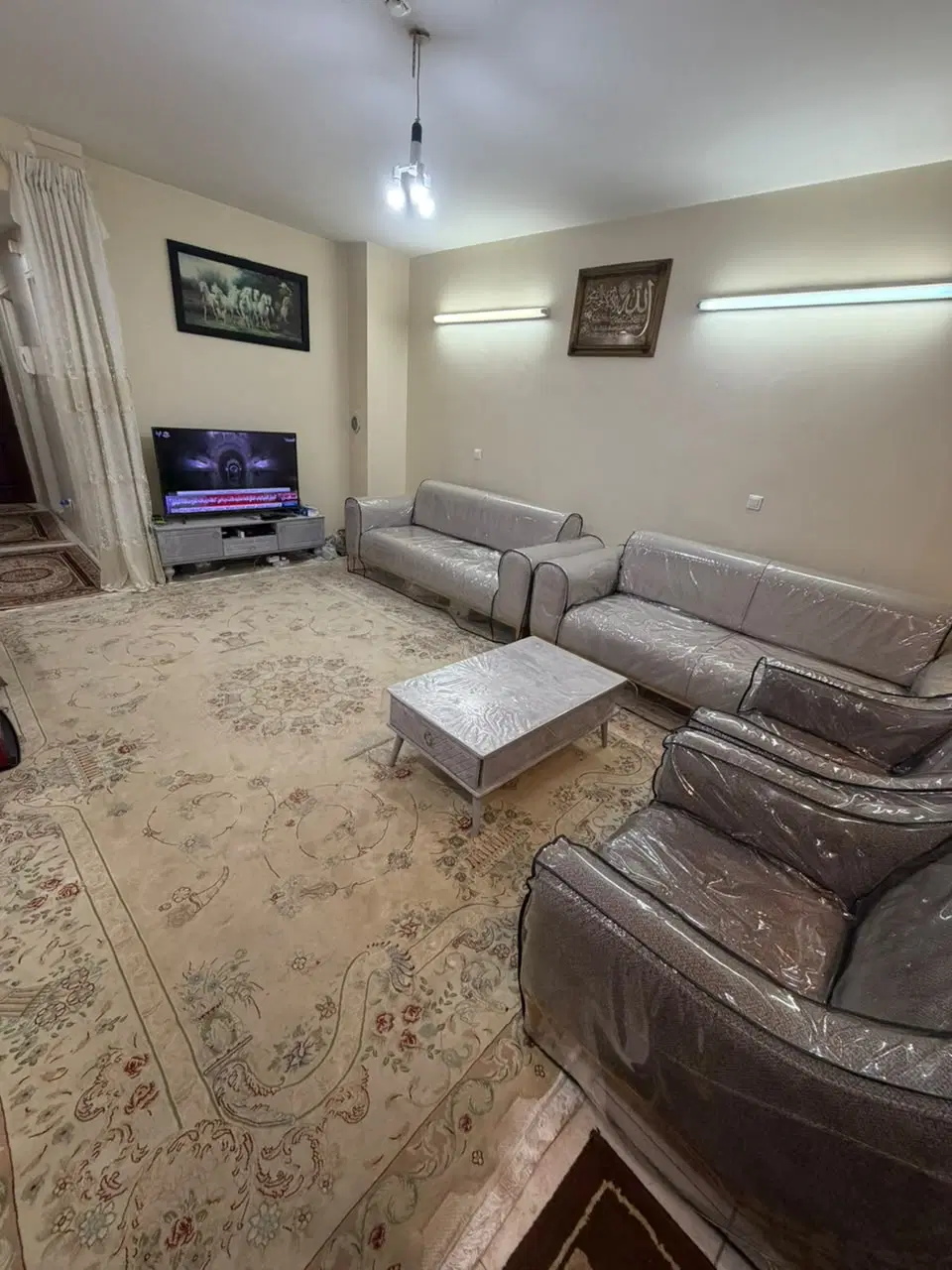فروش یک آپارتمان درمجتمع بهارستان