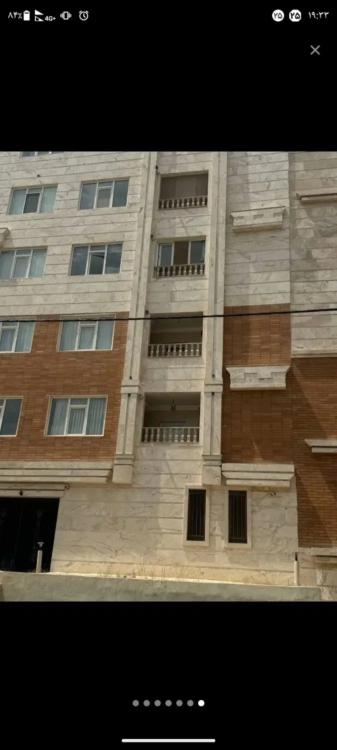 فروش واحد نوساز ۹۰ متری گلپایگان گلدسته
