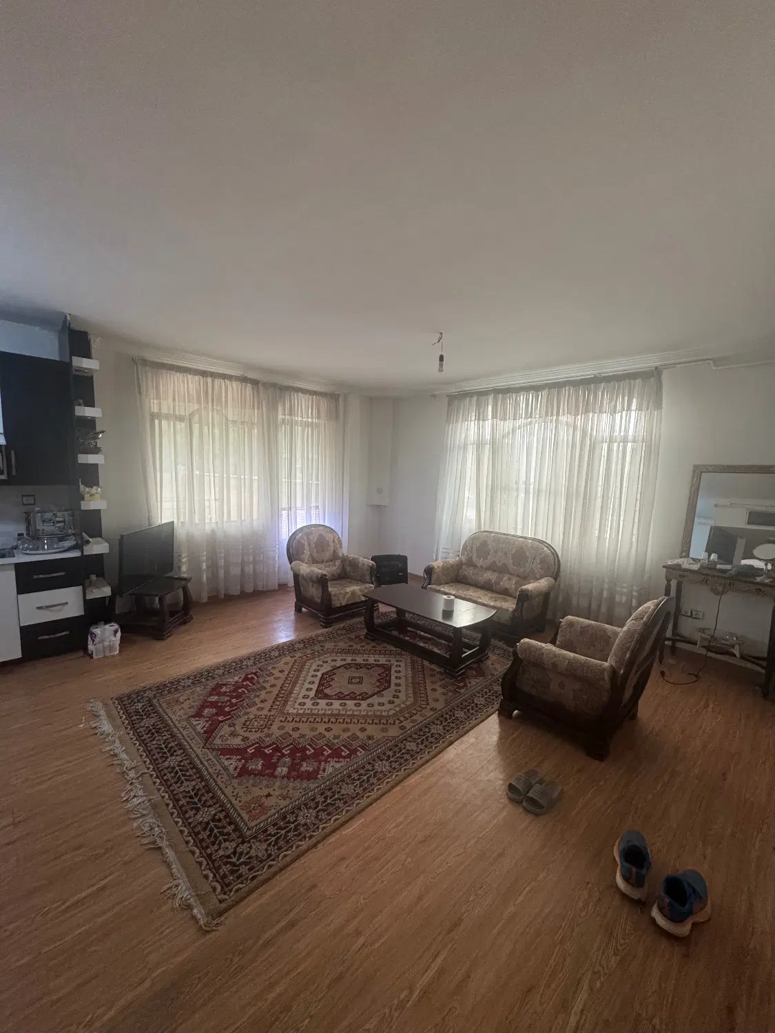 اجاره و رهن آپارتمان ۱۳۰ متر