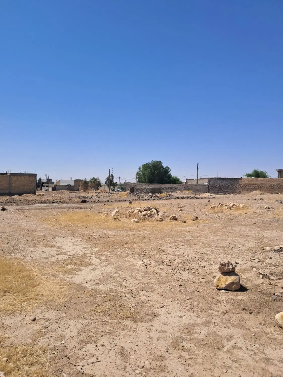 زمین مسکونی
