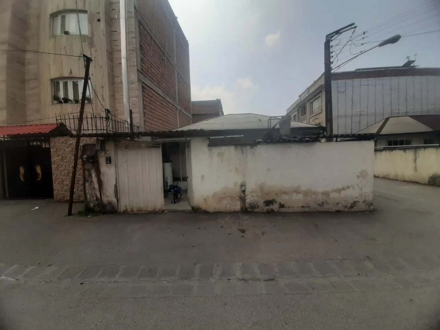 خانه کلنگی دونبش