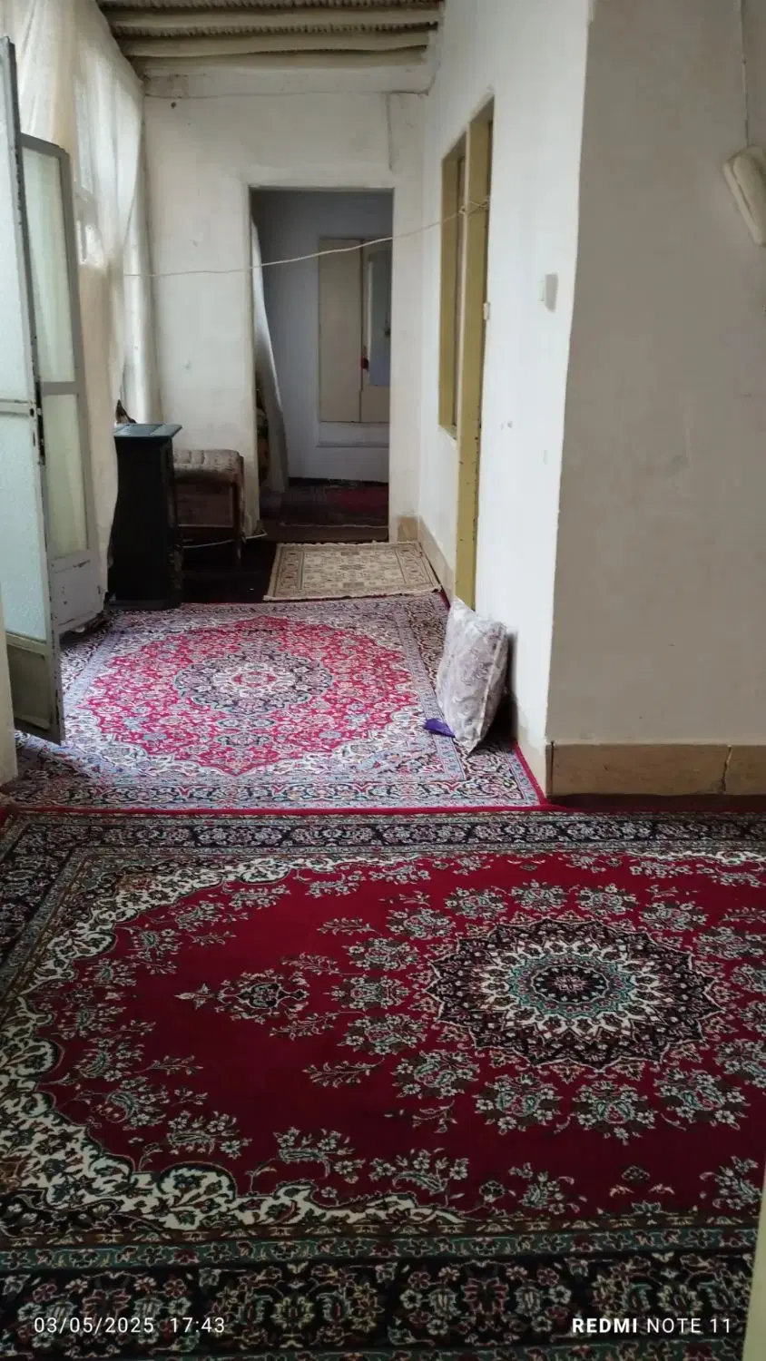 خانه قدیمی دوطبقه