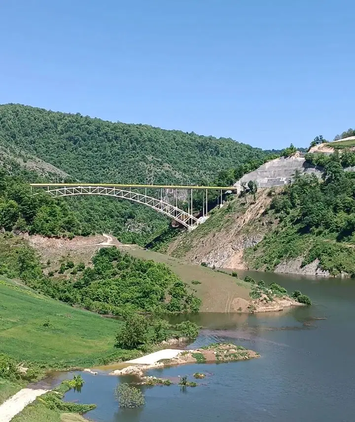 زمین در روستای ولم سد گلورد